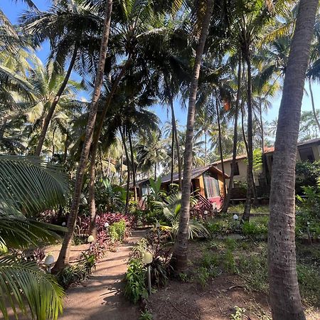 Seaswan Resort Alībāg Extérieur photo